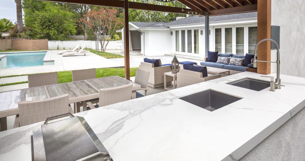 6 Questions Answered About Designing Your Outdoor Kitchen