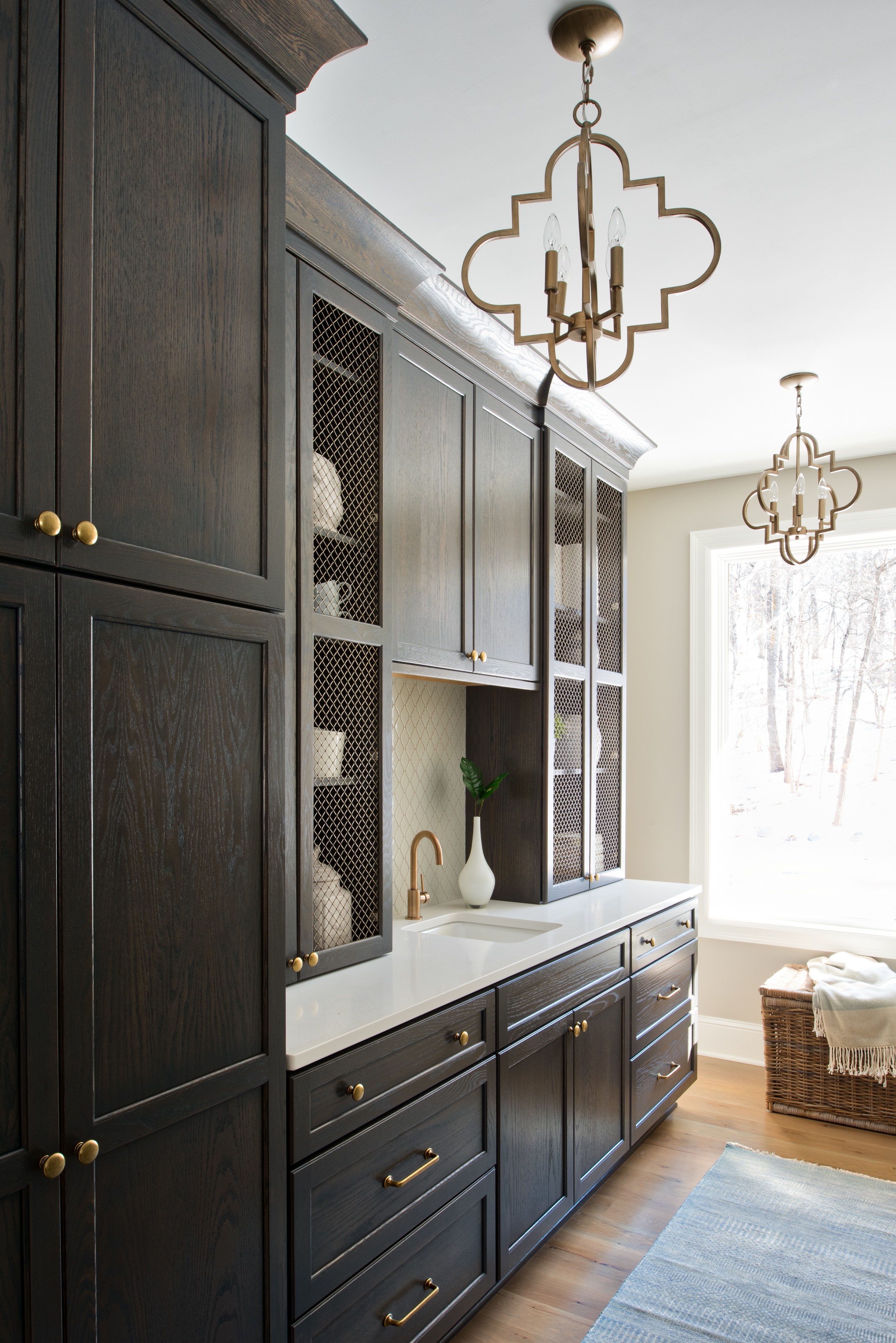 Cabinet Hardware Knob Placement in a Pantry